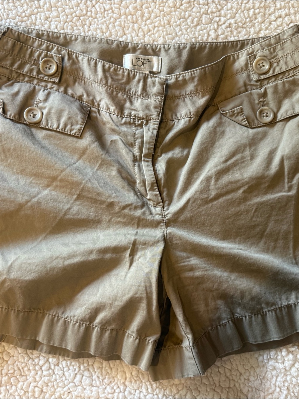 LOFT khaki Women’s Casual Button-Trim Shorts